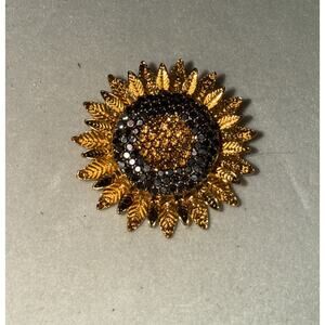NWT Trendy Sunflower Brooches Pins Enamel Accessories
